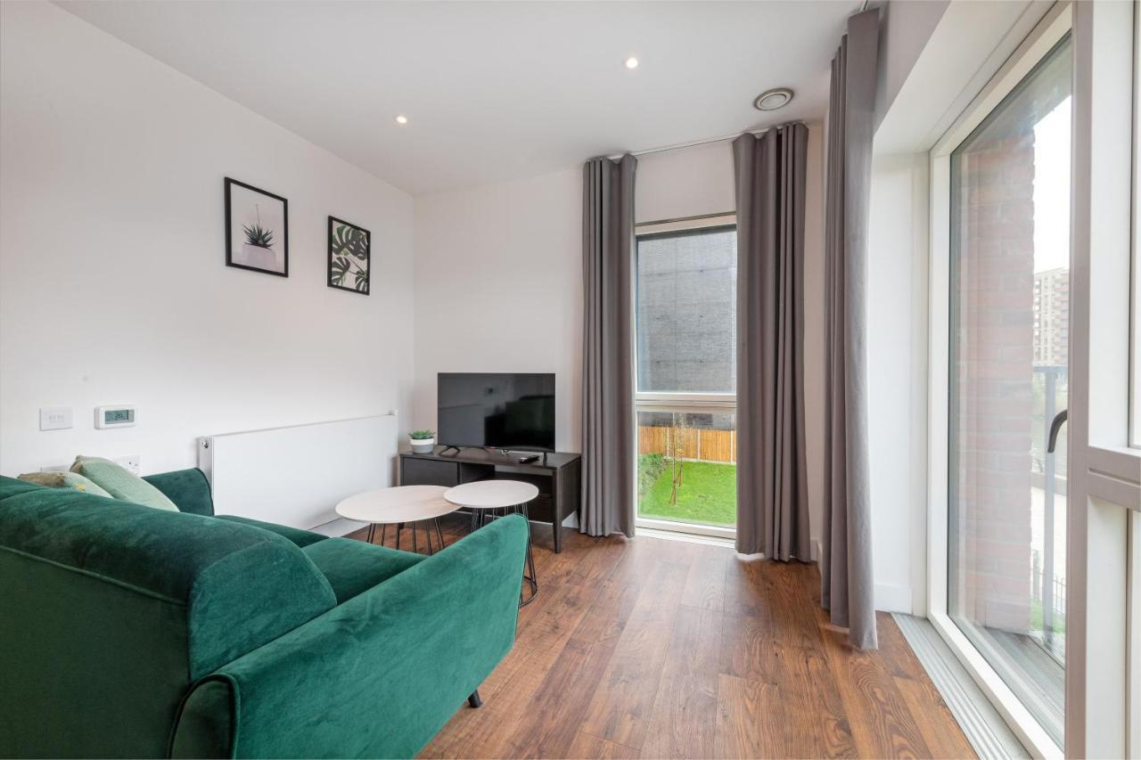 Stayo Apartments Barking Wharf Лондон Экстерьер фото