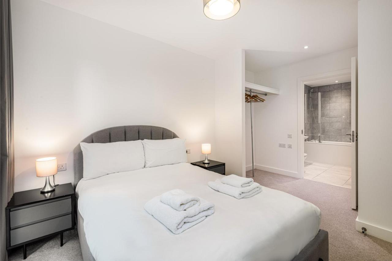 Stayo Apartments Barking Wharf Лондон Экстерьер фото